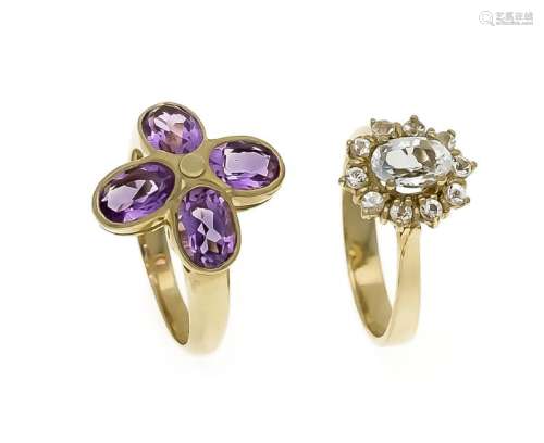 2 Ringe GG 375/000 mit 4 oval fac. Amethysten 7 mm, RG