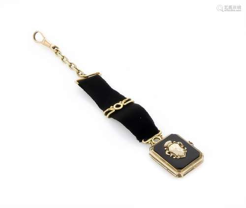 Chatelaine mit Medaillon, 585/000 Gold, schwarzer Onyx,