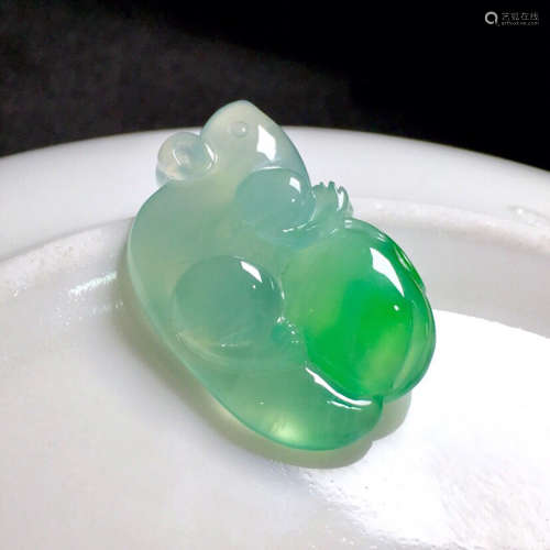 A JADEITE WITH THE SHAPE OF THE RAT ZODIAC