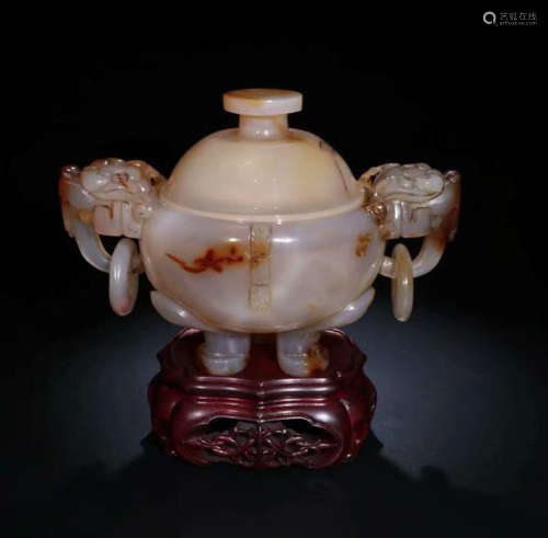 AN AGATE CENSER WITH COVER