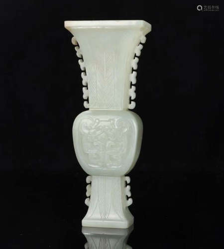 A XINJIANG HETIAN JADE DRAGONS CARVED VASE