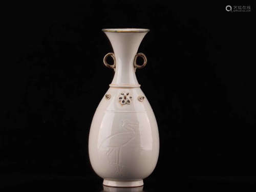 10-12TH CENTURY, A BIRD&FLORAL DESIGN DING KILN DOUBLE EAR VASE, NORTH SONG DYNASTY