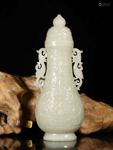 A FLORAL DESIGN HETIAN JADE VASE