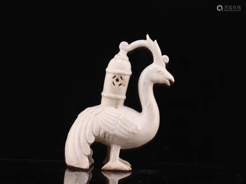 10-12TH CENTURY, A BIRD DESIGN DING KILN OIL LAMP, NORTH SONG DYNASTY