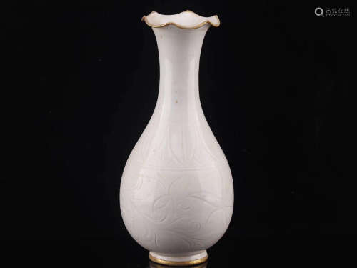 10-12TH CENTURY, A LOTUS  DESIGN DING KILN VASE, NORTH SONG DYNASTY