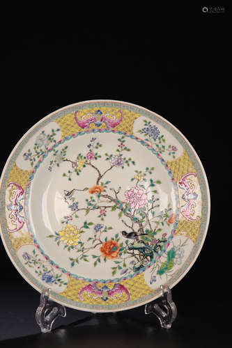 17-19TH CENTURY, A FLORAL AND BIRD PATTERN PORCELAIN PLATE, QING DYNASTY