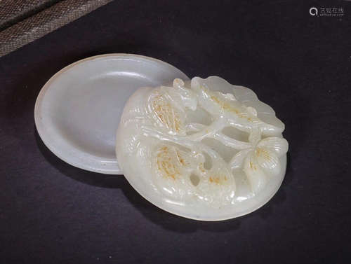 A LOTUS DESIGN HETIAN QIANGHUA  JADE BOX