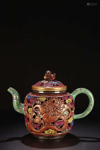 18-19TH CENTURY, A DRAGON AND PHOENIX PATTERN PURPLE CLAY TEAPOT, LATE QING DYNASTY