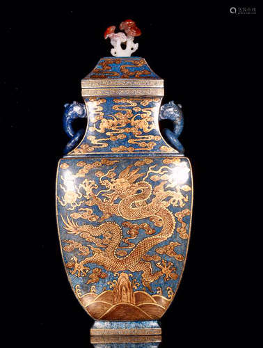 A DRAGON PATTERN LAZURITE DOUBLE-EAR BOTTLE