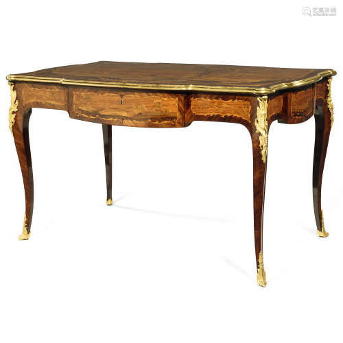 TABLE DE MILIEU DE STYLE LOUIS XV, EPOQUE NAPOLEON III