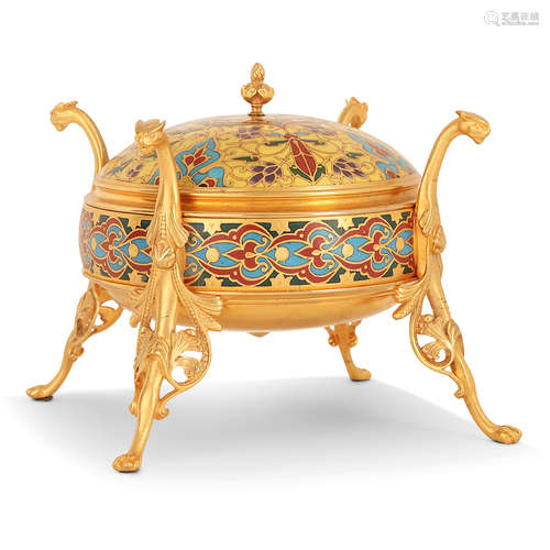 BOÎTE ORIENTALISTE EN ÉMAUX CLOISONNÉS ET BRONZE DORÉ, PAR FERDINAND BARBEDIENNE (1810-1892) ET LOUIS-CONSTANT SEVIN (1821-1888), VERS 1875