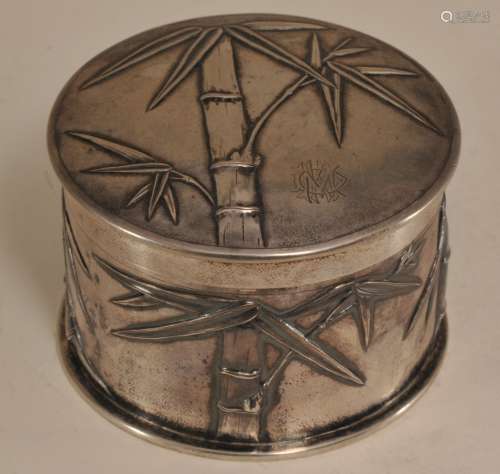 Silver box. China. Early 20th century. Repousse decoration of bamboo. Signed on base- Zeewo.  3-1/2