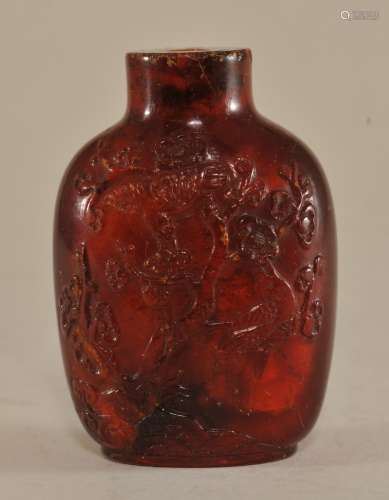 Snuff bottle . 18th/19th century. Carved ambers. Surface carved with birds and flowers. Well hollowed. 2-3/4