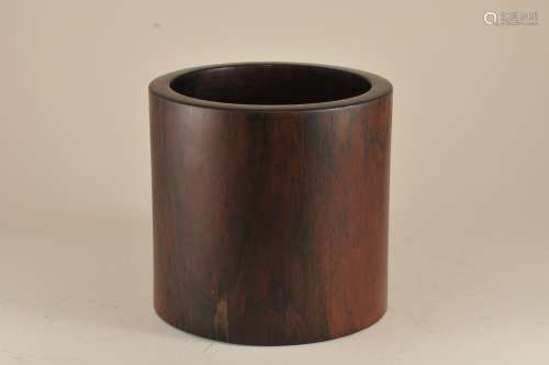 Hung Mu brush pot. China. 19th to 20th century. Cylindrical form. 6