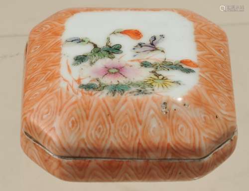 Porcelain seal paste box. China. 19th century. Hexagonal form. Famille Rose flowers on a faux bois ground. Ch'ien Lung mark . 2-3/4
