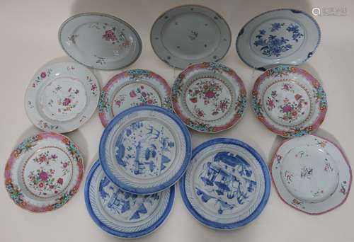 Lot of twelve porcelain plates. China. 18th/19th century. Famille Rose decoration and Canton pattern. Each about 9