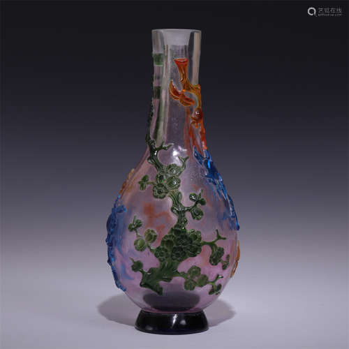 CHINESE THREE COLOR PEKING GLASS VASE