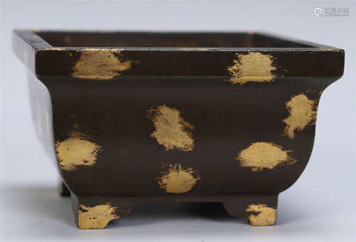 CHINESE PARTLY GILT BRONZE SQUARE CENSER