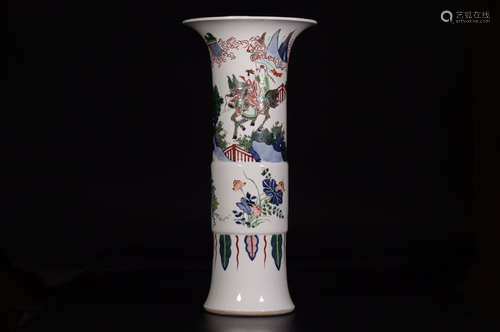 A COLORFUL PORCELAIN VASE PAINTED FIGURE PATTERN