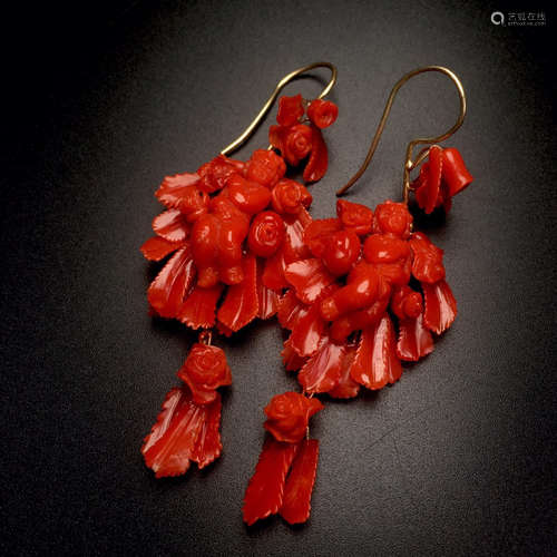 A PAIR OF CORAL EARRINGS