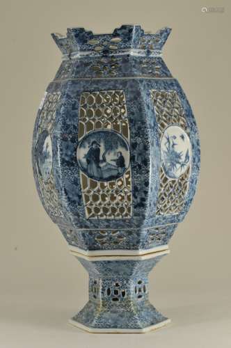 19th century Chinese blue and white porcelain hexagonal lantern on stand. Reticulated panels with round landscape decoration. 12