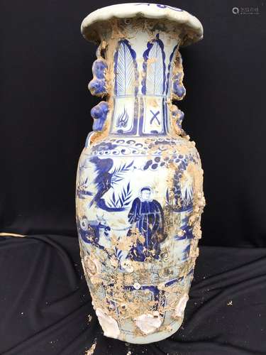 A Blue and White Porcelain Vase