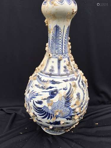 A Blue and White Porcelain Vase