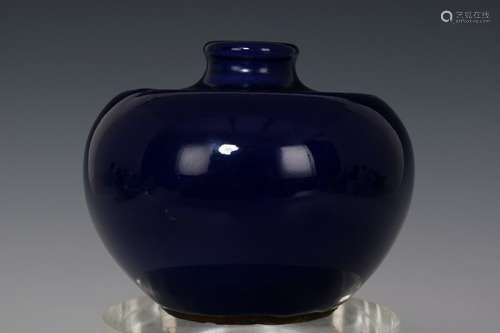 An Aubergine-Glazed Porcelain Jar