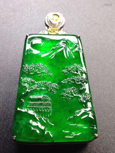 A JADEITE PENDANT OF SCENERY WITH 18K GOLD