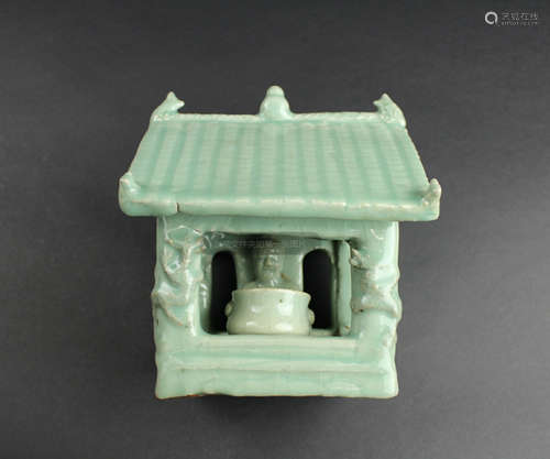 A LONGQUAN KILN BUDDHA NICHE (TINY DAMAGED)