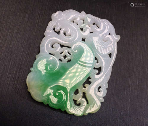 A JADEITE PENDANT OF PHOENIX