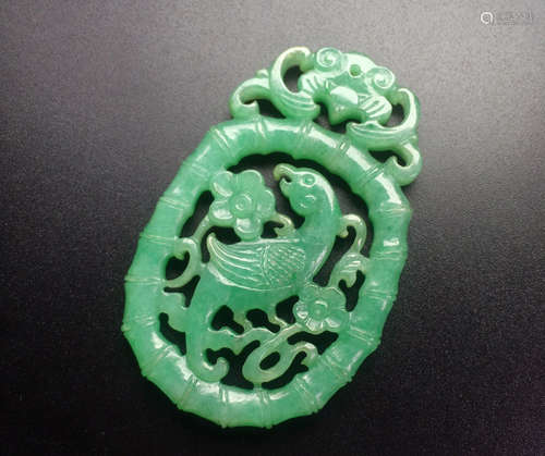 A JADEITE PENDANT WITH MAGPIE PATTERN