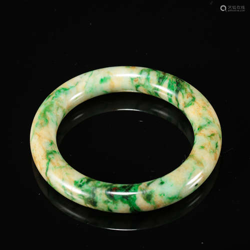 CHINESE JADEITE BANGLE