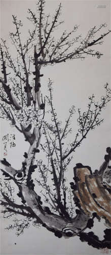 CHINESE SCROLL PAINTING OF PLUM BLOSSOMMING