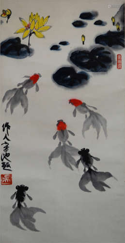 CHINESE SCROLL PAINTING OF KOI FISH AND LOTUS