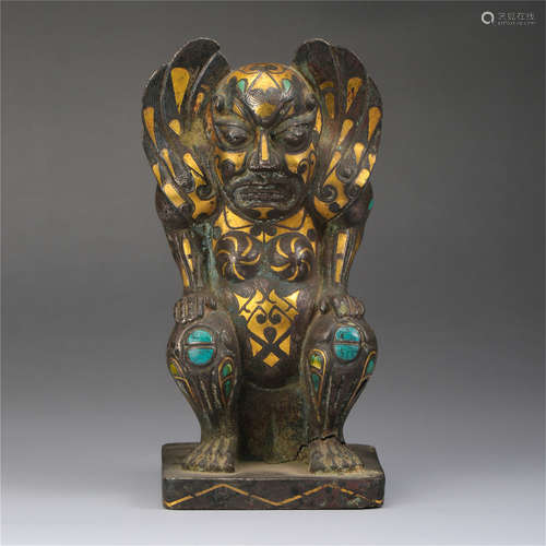 CHINESE GOLD INLAID BRONZE SEATED FIGURE