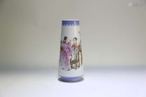 A Chinese Enamel Porcelain Vase