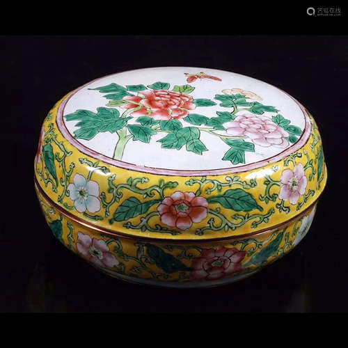 A Chinese Cloisonne Box with Cover