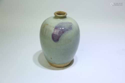 A Chinese Jun-Type Porcelain Vase