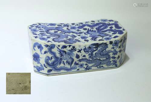 A Chinese Blue and White Porcelain Pillow