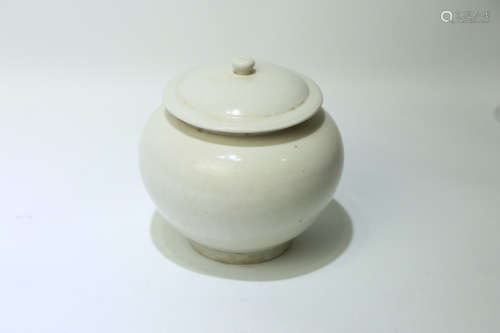 A Chinese Ding-Type Porcelain Jar with Cover