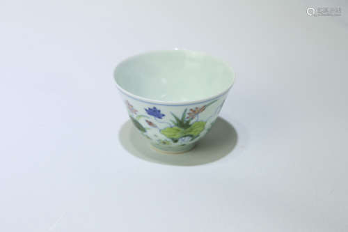 A Chinese Blue and White Dou-Cai Porcelain Cup