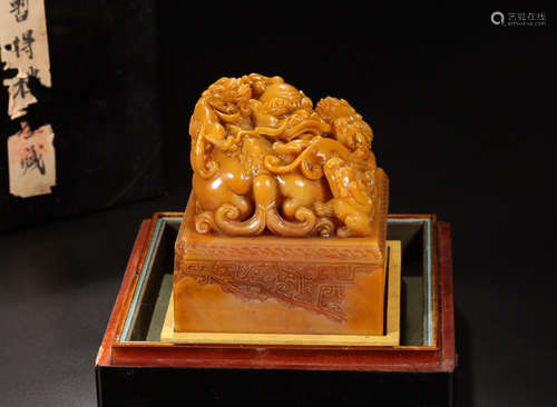 A TIANHUANG STONE CARVED DRAGON PATTERN SEAL