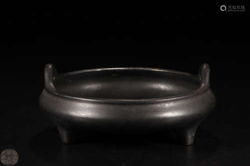 A SILVER CASTED DOUBLE EAR CENSER