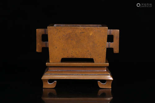 A BRONZE CASTED SQUARE CENSER