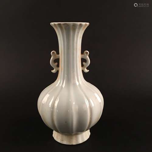 Chinese Hutian Kiln Porcelain Vase