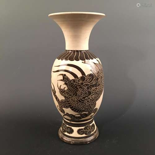 Chinese Cizhou Kiln 'Dragon' Vase