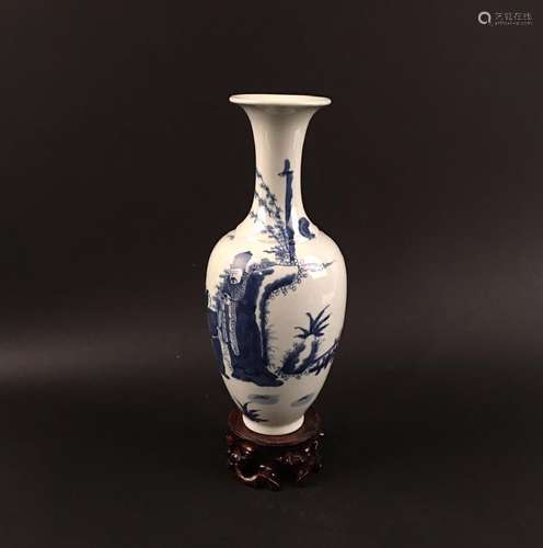 Chinese Blue-White Porcelain Vase, Kangxi Mark