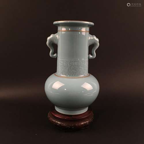 Chinese Azure Glazed Gilt Rim Bottle, Qianlong Mark