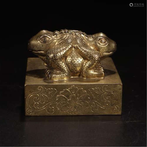 CHINESE GILT BRONZE DRAGON SEAL